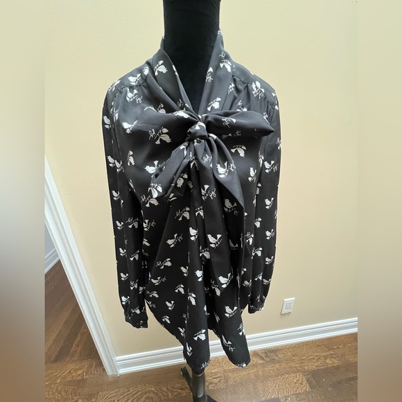 JUICY COUTURE Black SongBird Printed Long sleeve Blouse women’s size Medium - Picture 8 of 10